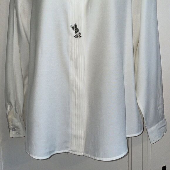 Vtg 90s Susan Bristol petites white blouse with pine needle embroidery - Picture 6 of 13